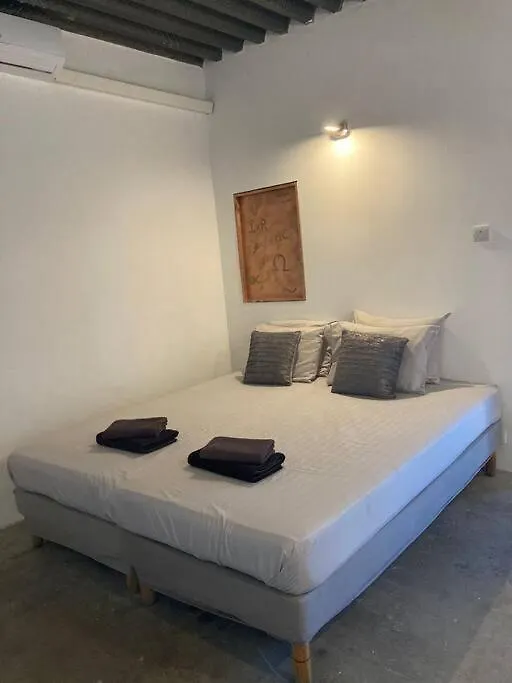 Studio Matua Apartment Willemstad